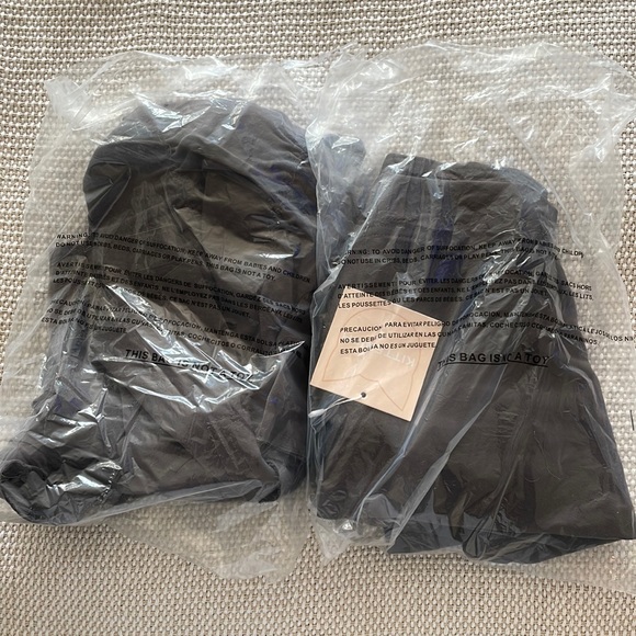 Kittenish grey distressed 2 piece pant suit - Picture 7 of 9